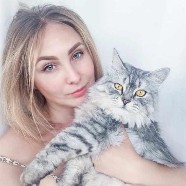 Девушки котовторника