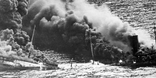 «Ночь длинных ножей» – побоище в Атлантике осенью 1940 года, как немецкая подводная "волчья стая" могла загрызть 32 судна.