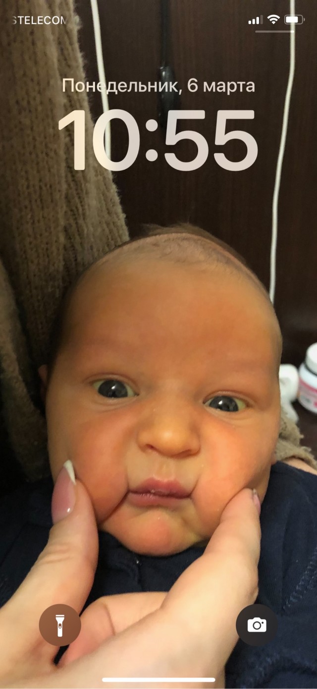 У кого какие обои на телефоне