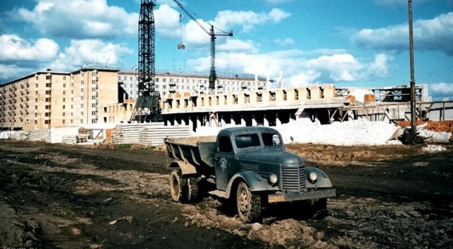 Советский самосвал 50-х ЗИС-585: для строек и сельского хозяйства