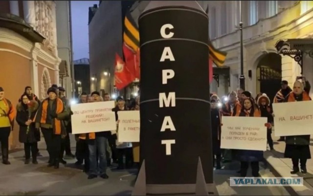 Израиль фигачит по объектам в секторе Газа
