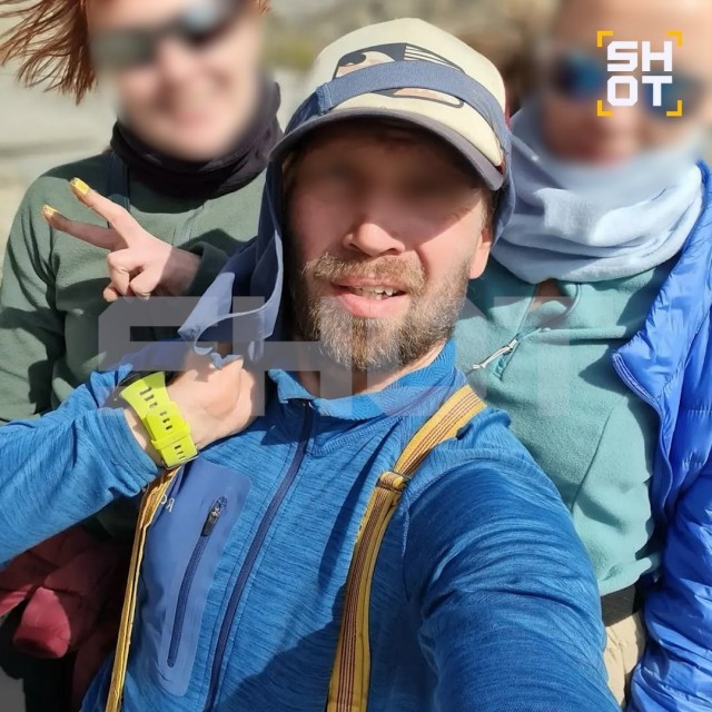 Гид-сектант заставлял туристов общаться с водой и есть тухлую еду перед восхождением на Эльбрус