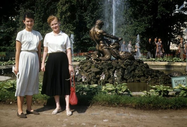 Цветные фотографии повседневной жизни в Ленинграде, 1958 год