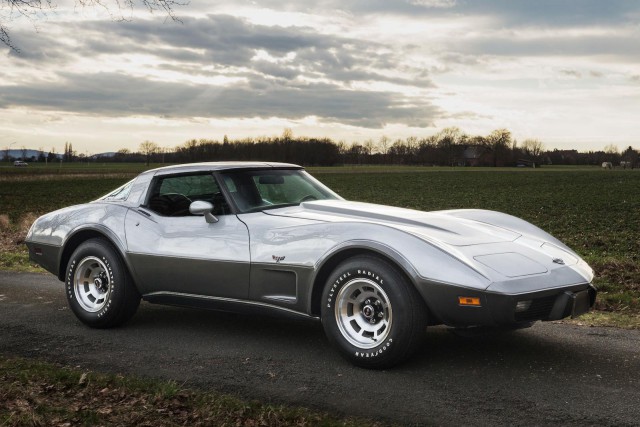Chevrolet Corvette. Просто фото.