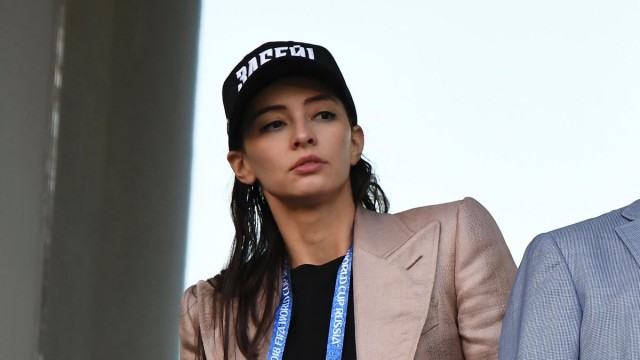 Салихова: могу встать на колени только в одном случае — когда завязываю шнурки сыну
