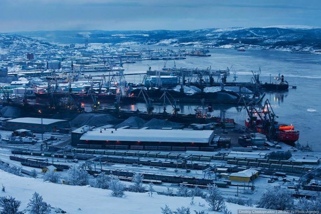 Заполярье. Суровый Мурманск.
