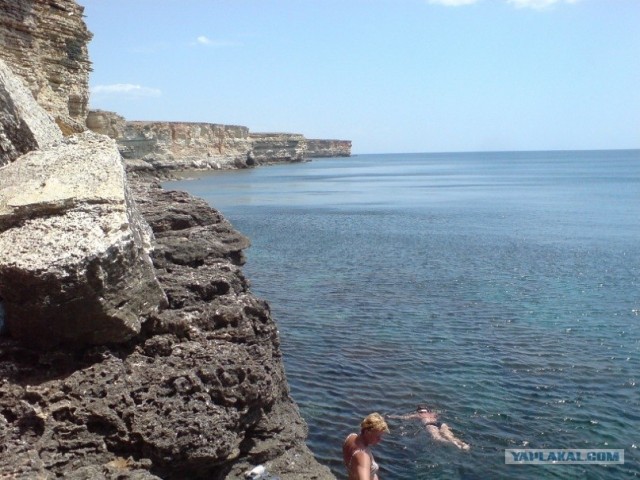Мыс Тарханкут - самая западная точка Крыма.