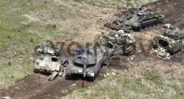 Видео уничтоженных Леопарда и Бредли