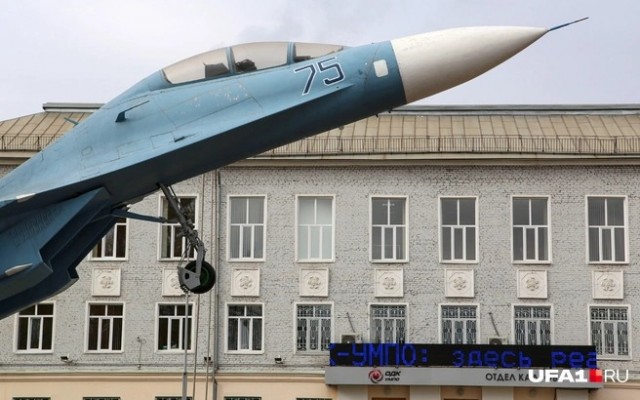 «Дураков работать за копейки нет»: уфимцы — о зарплатах на заводе, где не хватает 3000 сотрудников