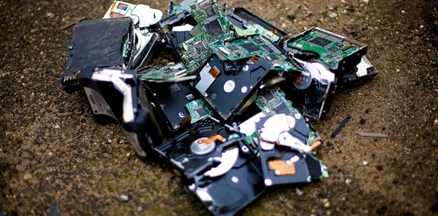 Новая обнова Windows 11 буквально ломает SSD и HDD