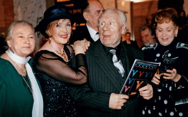 Интересные снимки известных людей 03.03.26