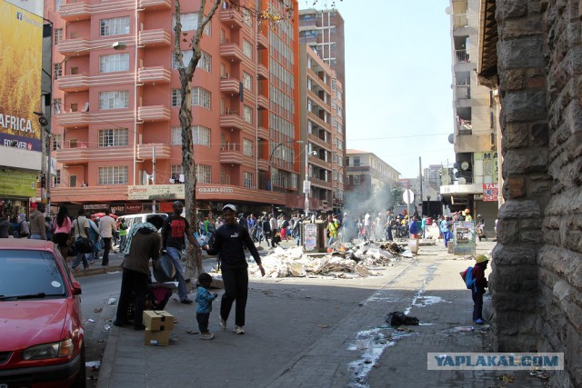 В Южной Африке разграбили магазины иностранцев