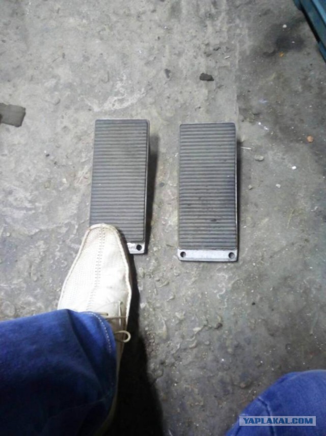 Помогите определить от чего педали