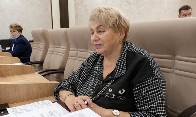 73-летняя глава молодёжной комиссии Екатеринбурга «не понимает» интернет и считает причиной стрельбы в Перми видеоигры