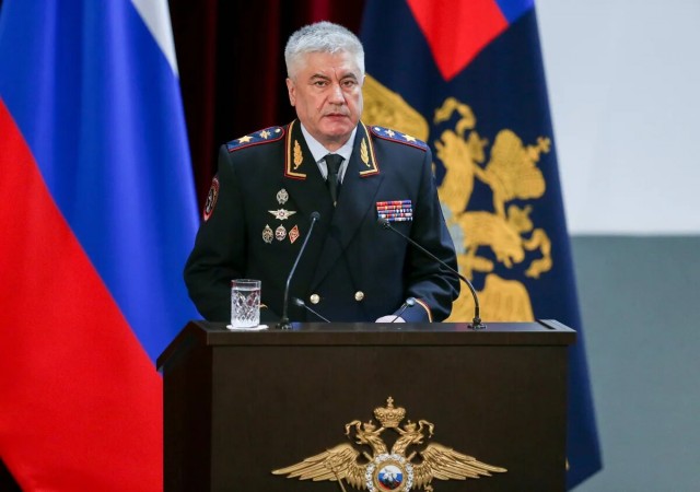 Они сдают нас по всем фронтам