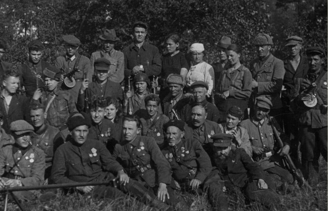 Фотографии из прошлого нашей страны - 8