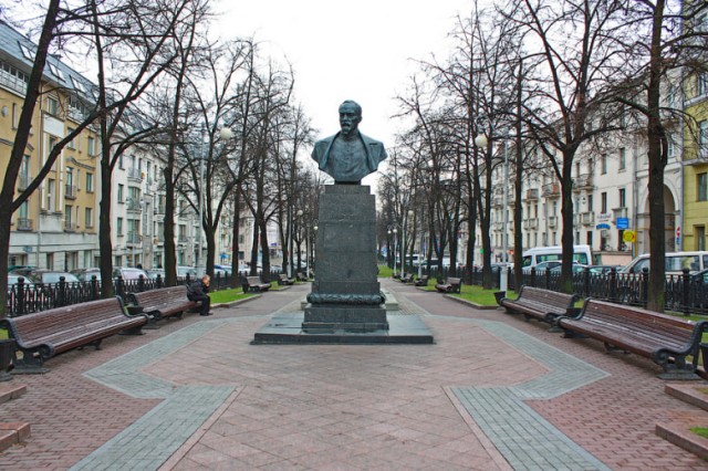 В День памяти жертв политических репрессий на Лубянскую площадь вернули памятник Дзержинскому