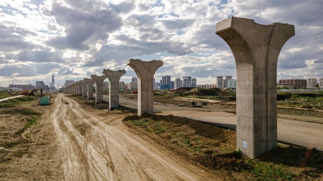 Почему французы строят шоссе не на острове, а вдоль него