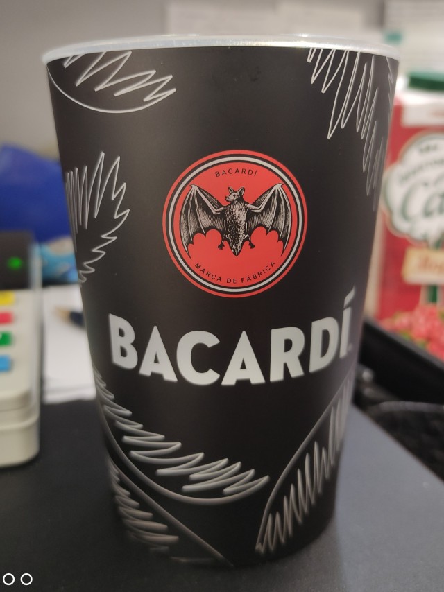 А из какой кружки вы пьёте на работе?