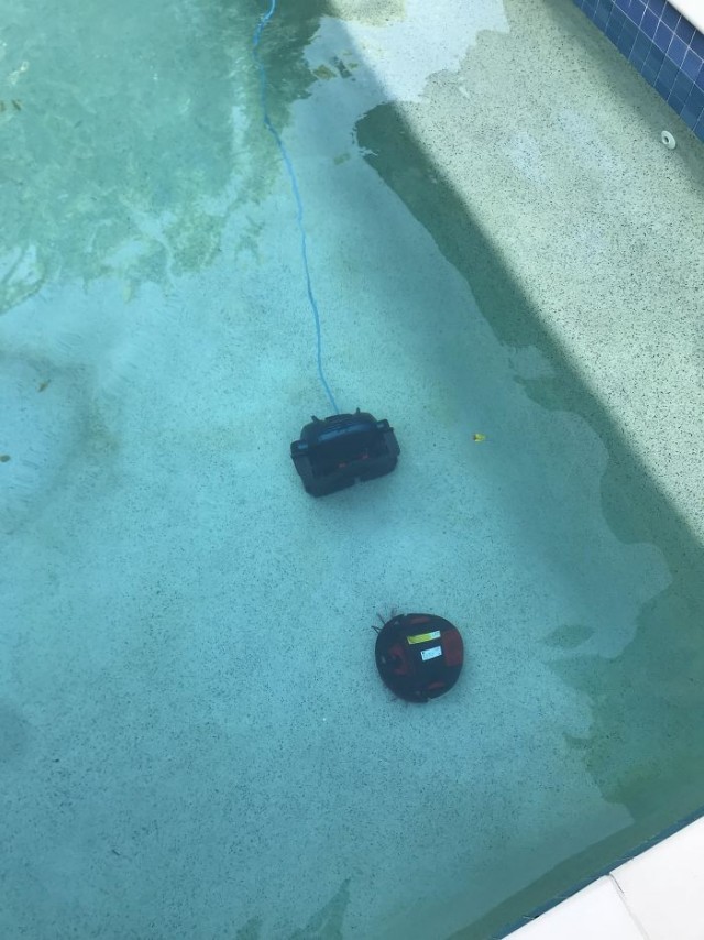 Террористические похождения робота-пылесоса