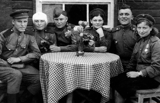 Это было недавно. Это было давно.