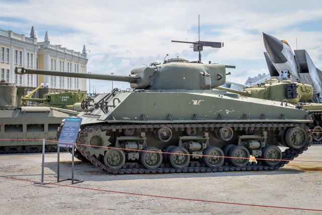 Крупнейший технический музей России в провинциальном городке. Часть 3. Военная техника