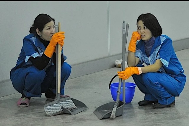 Клининговые услуги в Москве и области подорожали минимум в 6 раз за новогодние праздники