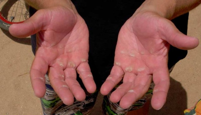 Что то не так с руками...