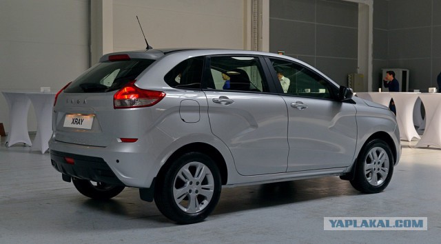Кроссовер Lada Xray без камуфляжа презентовали