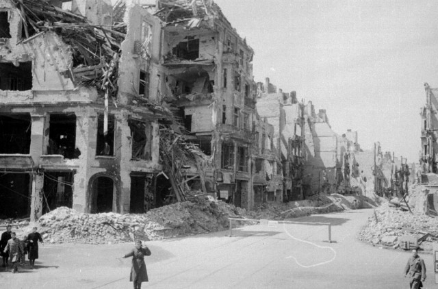 Берлинская операция. Апрель - май 1945 года.