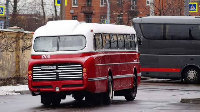 Ikarus-55.14 Lux. Навстречу параду: "Сигара" на обкатке!