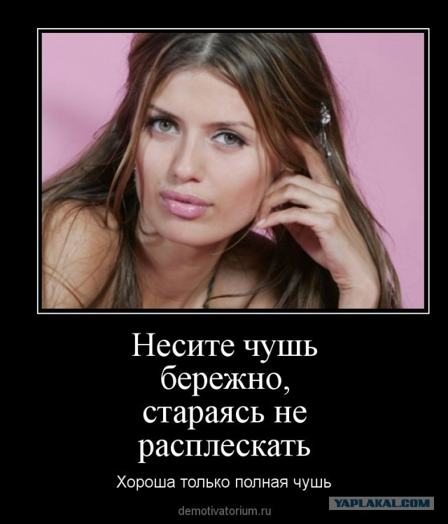 Потрясающая мимика. И этот чарующий приём с невидимой жвачкой (прям как я в школьные годы)