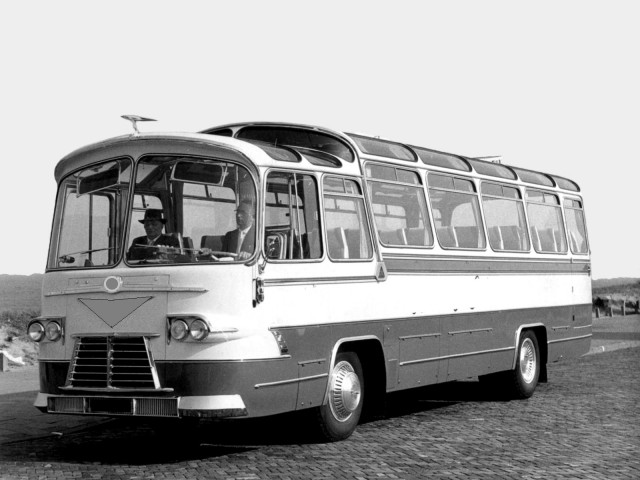 Игра на ЯПе: Угадай АВТО-6