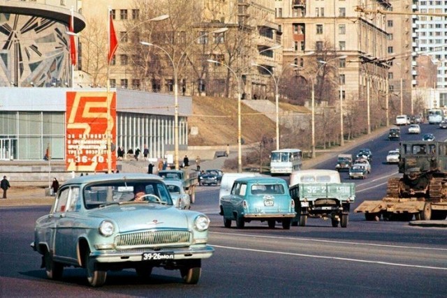 Фотографии из прошлого нашей страны в цвете -100