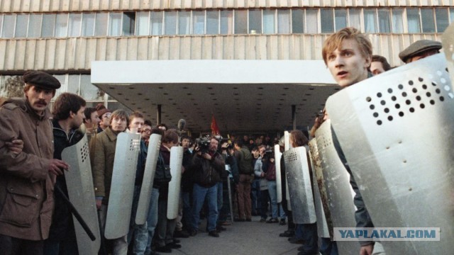 Очередная годовщина "черного октября" 1993