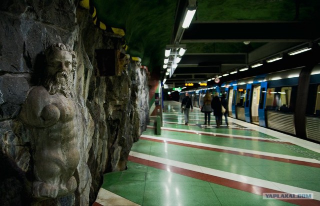 Метро Стокгольма (8 фото)