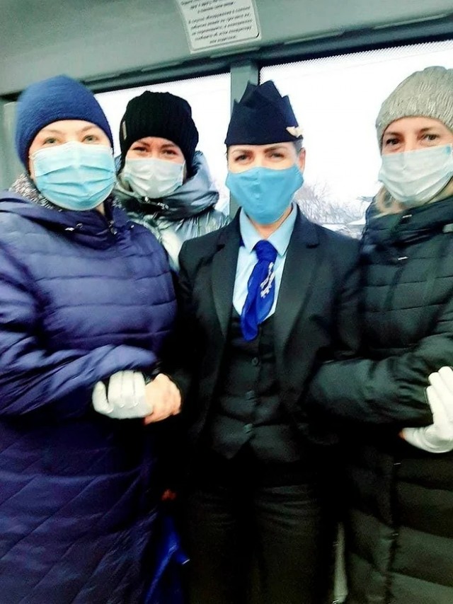 Кондуктор-стюардесса, которой устраивали травлю коллеги, написала заявление на увольнение.