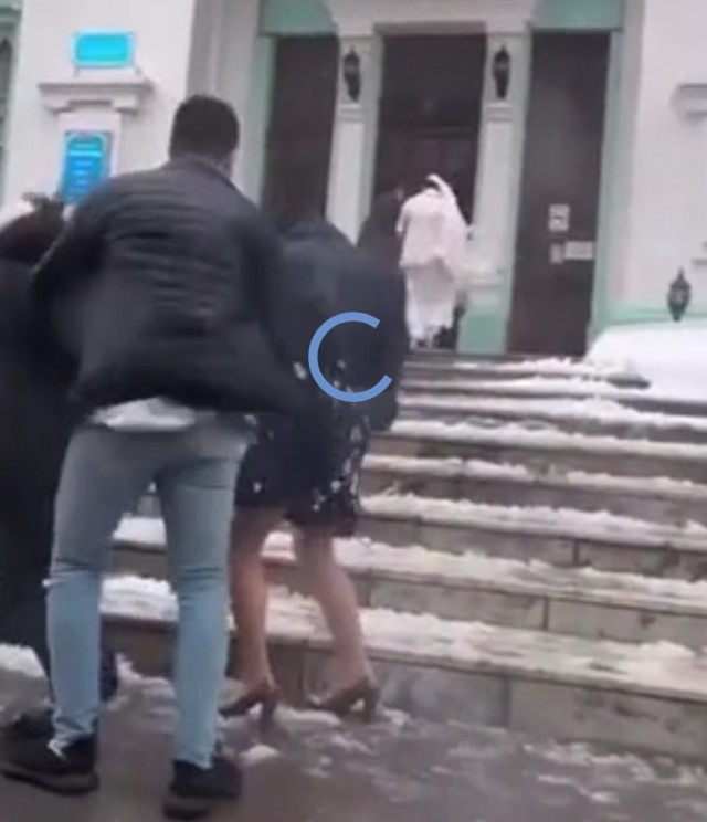 В центральном ЗАГСе Астрахани сама природа выступила против этого брака