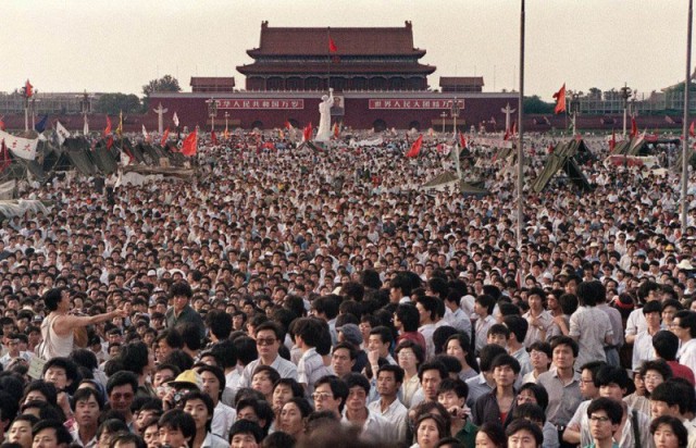 35 лет назад. Протесты на Тяньаньмэнь