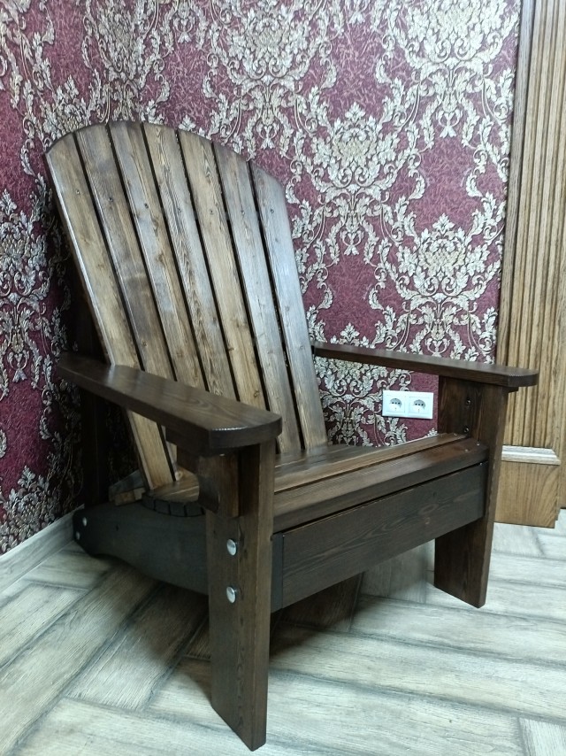 Кресло в стиле Кантри