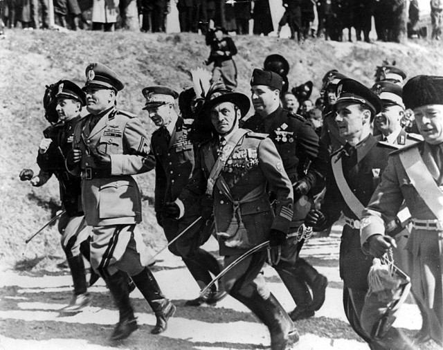 30 исторических фото