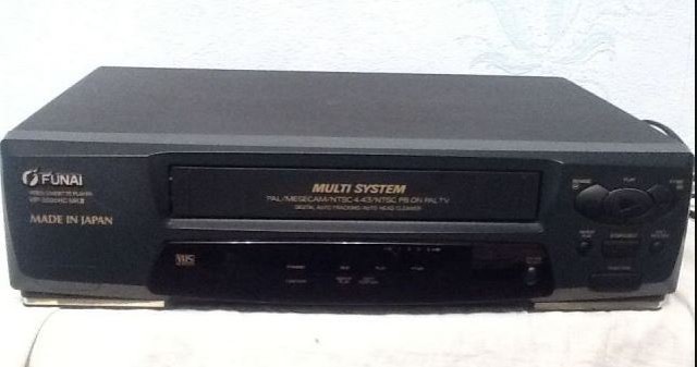 Ушедший символ эпохи: история VHS