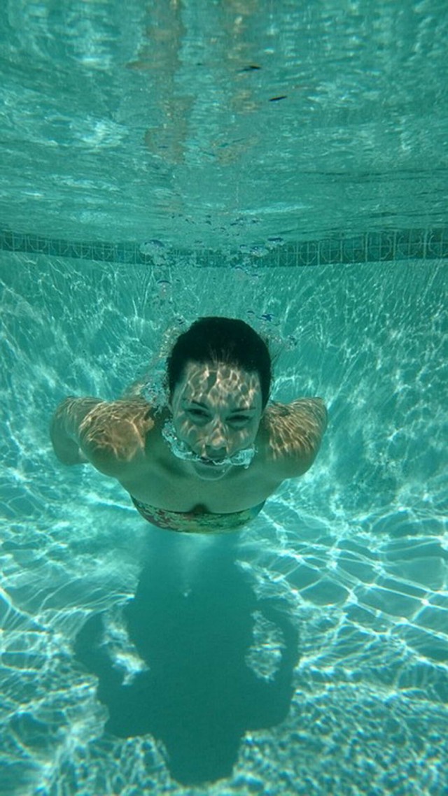 Фото под водой в бассейне