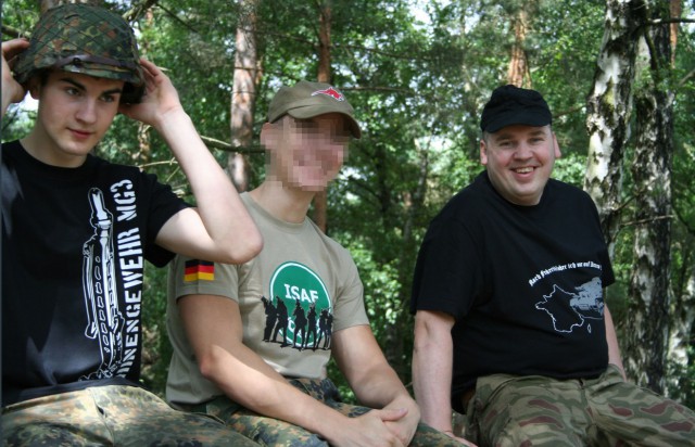 Модные немецкие майки