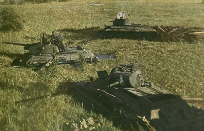 Ну кому нужна война? Никому конечно!