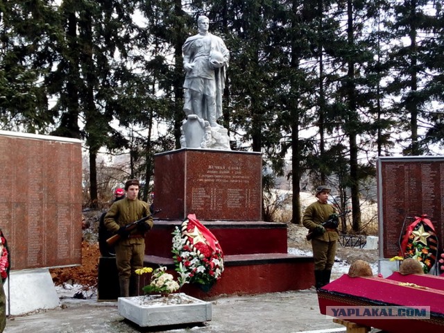 День неизвестного солдата.