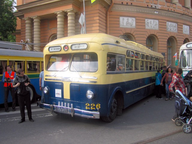 II Петербургский парад ретро-транспорта