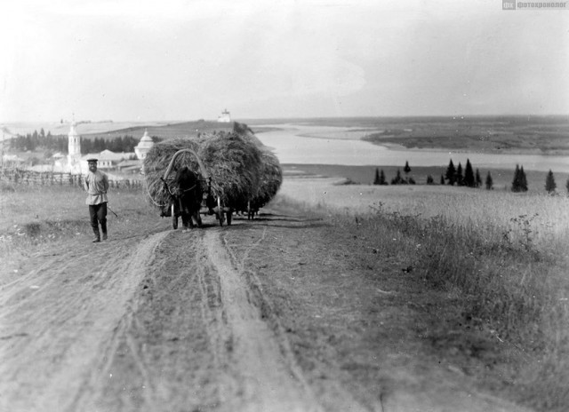 История в фотографиях