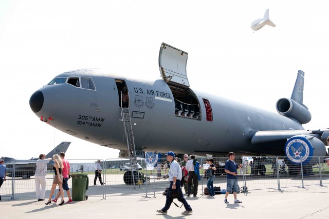 Рекламная фотосъемка истребителя МиГ-35