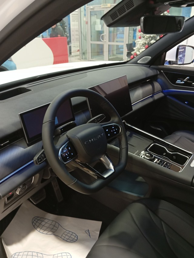 Новый семиместный кроссовер Chery Tiggo 9 выходит на российский рынок. Цена - 5 050 000 рублей в топ-версии